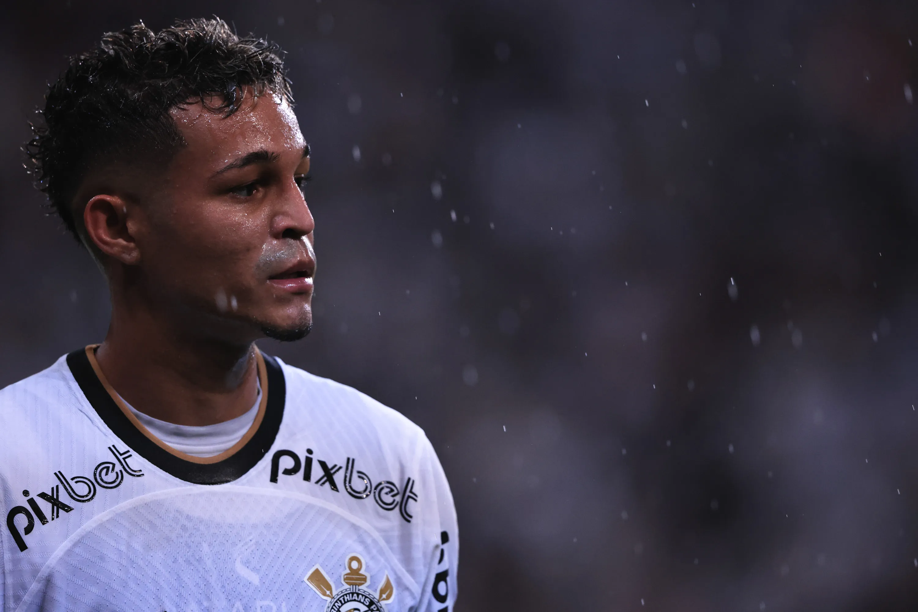 Foto: Ettore Chiereguini/AGIF - Adson, ex-jogador do Corinthians