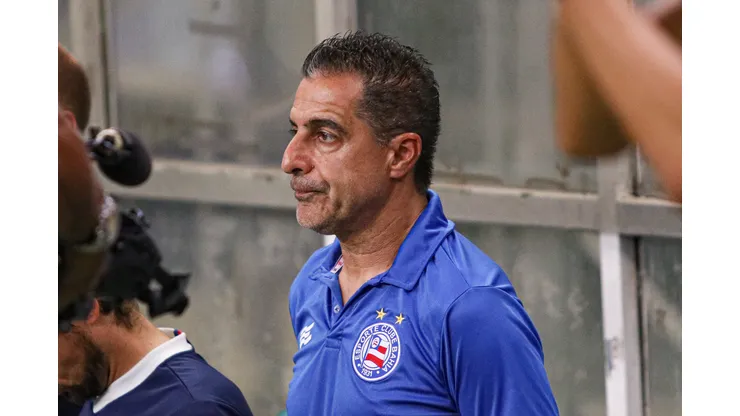 Foto: Renan Oliveira/AGIF - Renato Paiva pode ter grande problema.