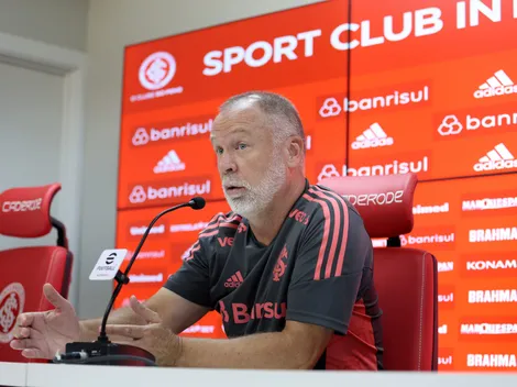  Jogador se recupera de lesão e fica à disposição de Mano Menezes 