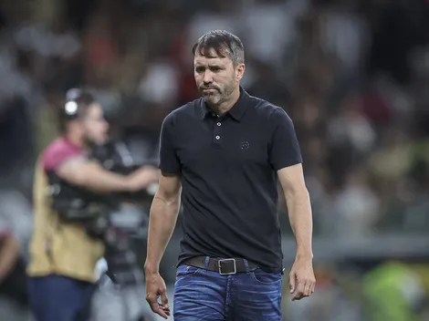 Coudet abre o jogo e responde declaração de Mano Menezes