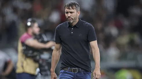 Foto: Pedro Souza / Atlético – Eduardo Coudet comenta a respeito de declaração do técnico Mano Menezes.