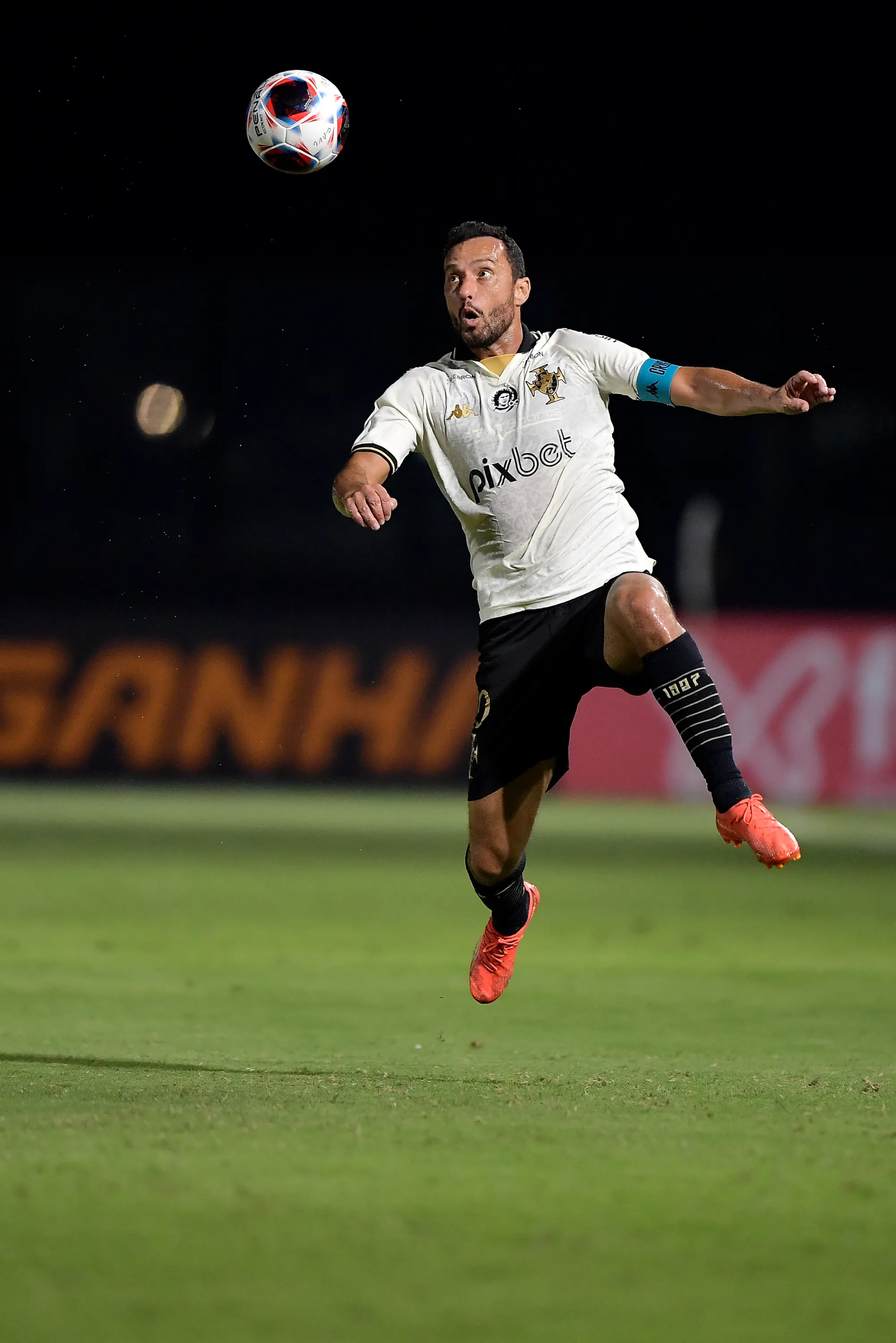 Thiago Ribeiro/AGIF – Nenê atuando pelo Vasco