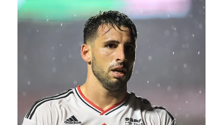 Foto: Marcello Zambrana/AGIF - Calleri retorna para partida diante do Ituano