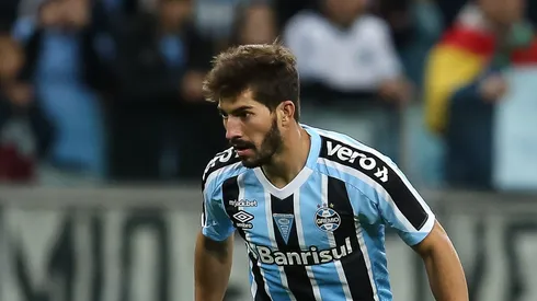 Foto: Pedro H. Tesch/AGIF – Lucas Silva se pronuncia sobre saída do Grêmio