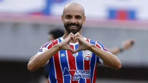 Thaciano se diz feliz com retorno ao Bahia em contrato definitivo e fala das expectativas  