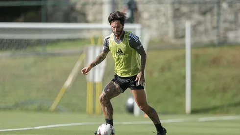 Foto: Bruno Sousa / Atlético - Nathan precisa tomar importante decisão.