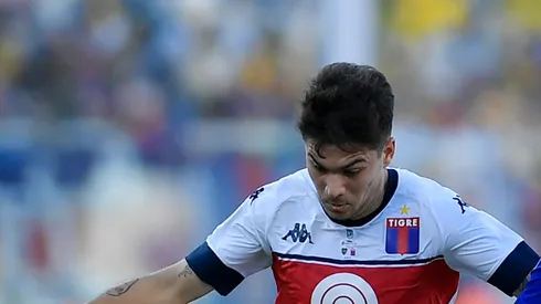 Photo by Hernan Cortez/Getty Images – Santos toma atitude de última hora no caso Lucas Blondel