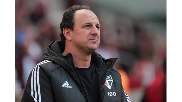 Foto: Rubens Chiri/Flickr/São Paulo - Rogério Ceni quer zagueiro para o decorrer da temporada.