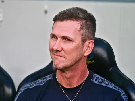 Athletico se aproxima de reforço internacional para elenco de Paulo Turra