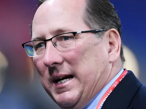 FERVENDO! Textor pode acertar com novo reforço no Fogão 