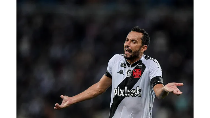 Foto: Thiago Ribeiro/AGIF - Nenê vestia a camisa 10 do Vasco, mas não faz mais parte do elenco.