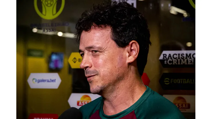 MG - BELO HORIZONTE - 10/05/2023 - BRASILEIRO A 2023, CRUZEIRO X FLUMINENSE - Fernando Diniz tecnico do Fluminense durante partida contra o Cruzeiro no estadio Mineirao pelo campeonato BRASILEIRO A 2023. Foto: Fernando Moreno/AGIF