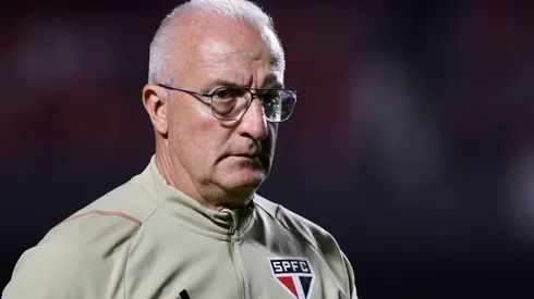 Foto: Marcello Zambrana/AGIF – Dorival aconselha São Paulo a negociar reserva