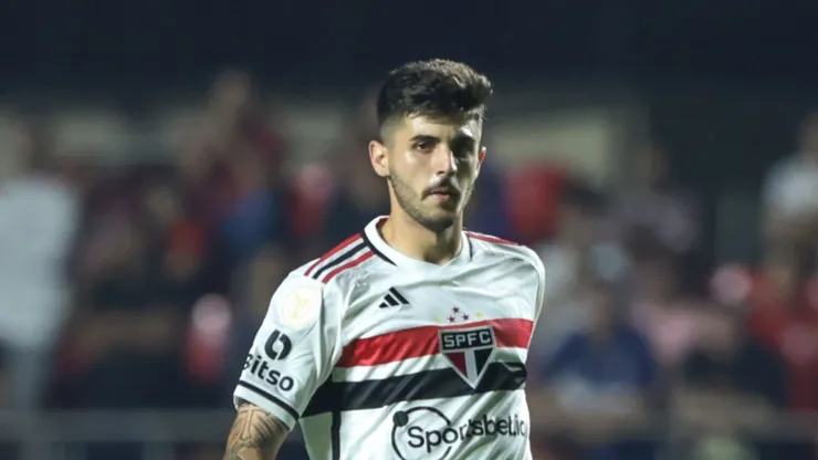 Foto: Marcello Zambrana/AGIF - São Paulo define preço para vender Beraldo