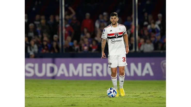 Foto: Rubens Chiri/Saopaulofc.net - Beraldo tem situação atualizada no São Paulo.