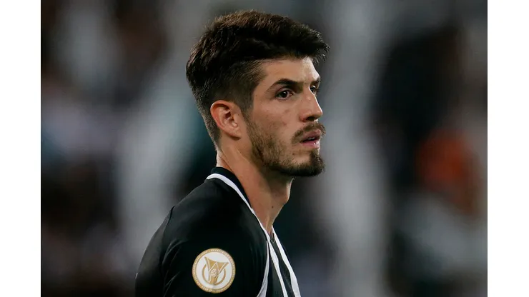 Foto: Vitor Silva/Botafogo - Piazon completa dois meses sem atuar pelo Botafogo.
