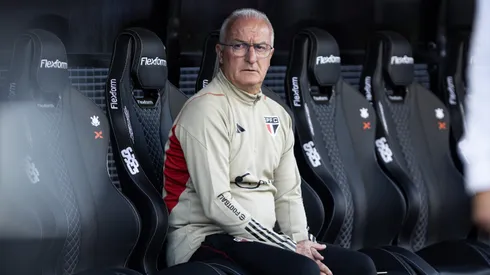 Foto: Abner Dourado/AGIF - Dorival Júnior observa promessa da base.