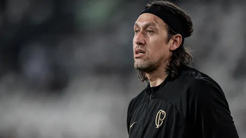 RJ – RIO DE JANEIRO – 11/05/2023 – BRASILEIRO A 2023, BOTAFOGO X CORINTHIANS -Cassio goleiro do Corinthians durante aquecimento antes da partida contra o Botafogo no estadio Engenhao pelo campeonato BRASILEIRO A 2023. Foto: Thiago Ribeiro/AGIF