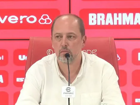 Barcellos 'chama a responsa' e comenta sobre demissões no Internacional