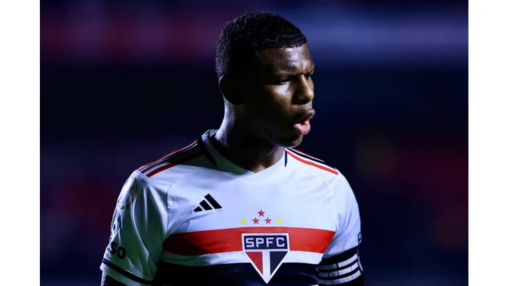 Foto: Marcello Zambrana/AGIF - Arboleda é poupado de duelo da Sul-Americana