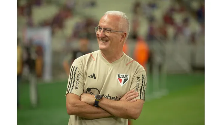 Foto: Lucas Emanuel/AGIF - Dorival Júnior rasga elogios para promessa do São Paulo.
