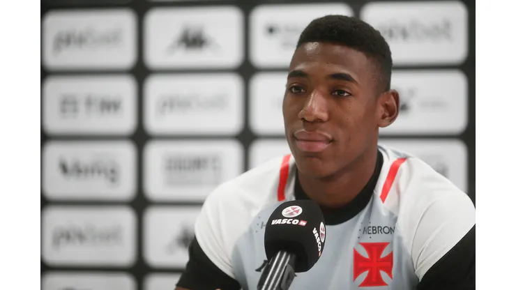 Foto: Daniel RAMALHO/VASCO - Léo relembra passagem pelo São Paulo, antes de reencontro.