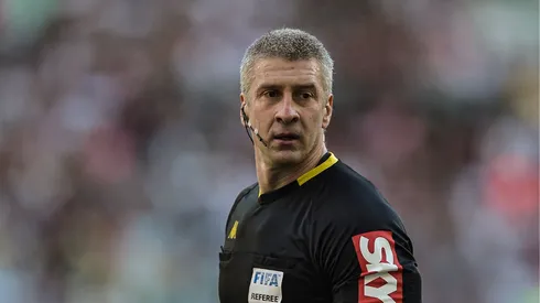 Foto: Thiago Ribeiro/AGIF – Daronco justifica expulsão de Felipe Melo