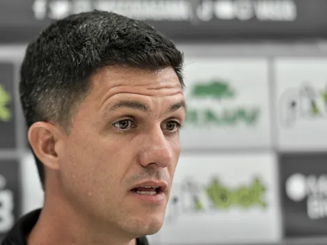 AGORA! Titular 'peita torcida' e pede fico de Barbieri 