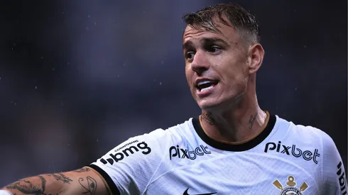 Foto: Ettore Chiereguini/AGIF – Róger Guedes comenta sobre possível treta no Corinthians