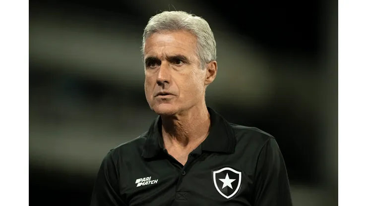 Foto: Jorge Rodrigues/AGIF - Castro analisa sequência após derrota do Botafogo