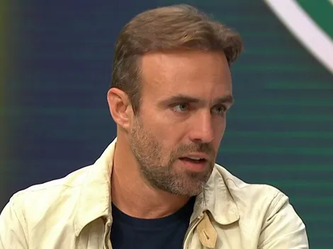 Róger Flores se 'derrete' por atacante do Atlético-MG e exalta sua importância