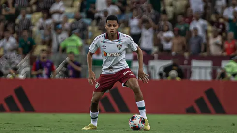 FOTO DE MARCELO GONÇALVES / FLUMINENSE FC - Diniz fala sobre situação de Alexsander.