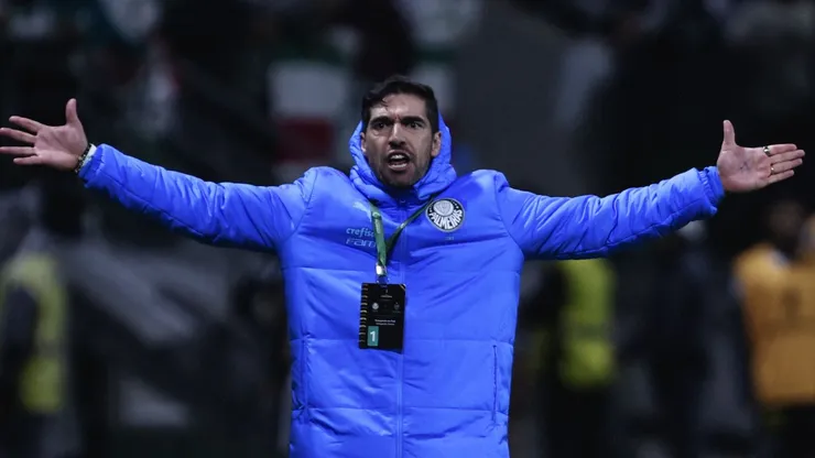 Abel Ferreira 'pistola' e rebate críticas após empate do Palmeiras