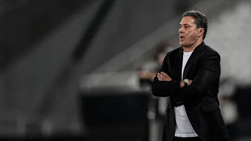 Foto: Thiago Ribeiro/AGIF - Luxemburgo observa promessa da base do Corinthians.