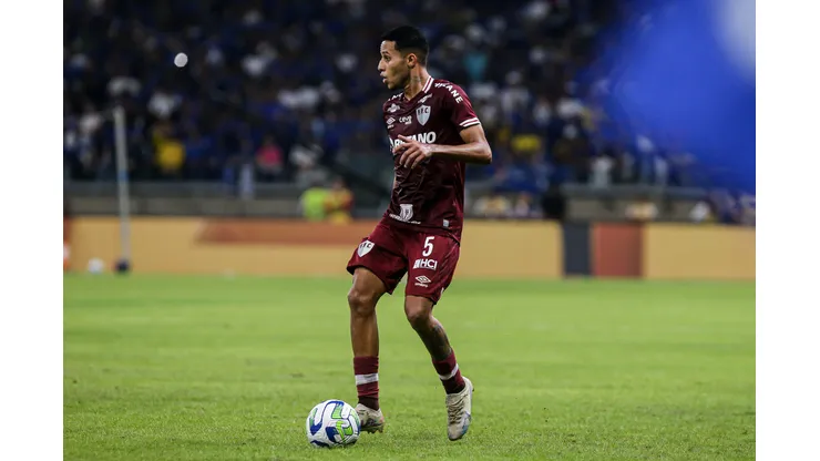 FOTO DE MARCELO GONÇALVES / FLUMINENSE FC - Alexsander tem situação atualizada.