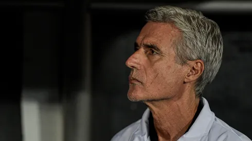 Foto: Thiago Ribeiro/AGIF - Luis Castro vive grande momento no Vasco.