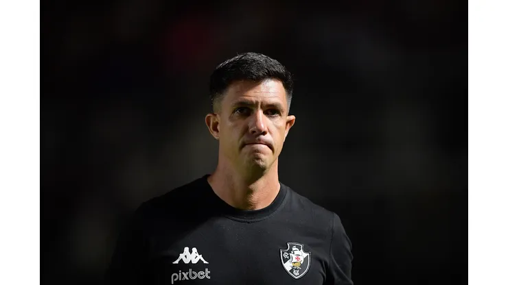 Foto: Thiago Ribeiro/AGIF - Barbieri deve perder peça importante para partida contra o Santos.