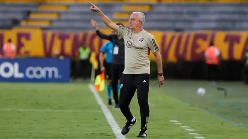 Foto: São Paulo/Divulgação/Rubens Chiri - Dorival Júnior aposta em novidades para duelo contra o Fortaleza.