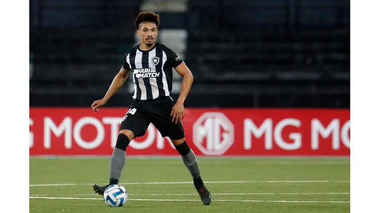 Foto: Vitor Silva/Botafogo - Adryelson fala sobre momento do Botafogo.