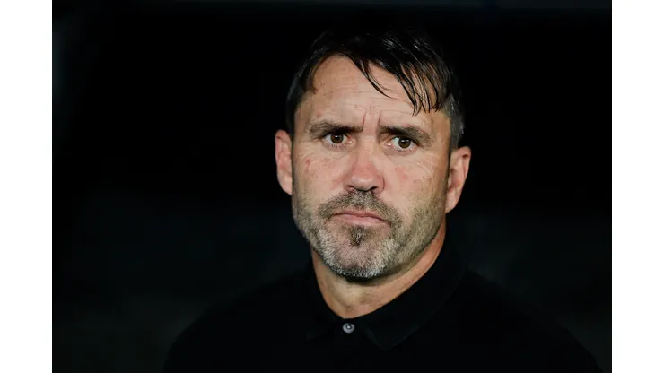RJ - RIO DE JANEIRO - 07/05/2023 - BRASILEIRO A 2023, BOTAFOGO X ATLETICO-MG - Eduardo Coudet tecnico do Atletico-MG durante partida contra o Botafogo no estadio Engenhao pelo campeonato BRASILEIRO A 2023. Foto: Thiago Ribeiro/AGIF