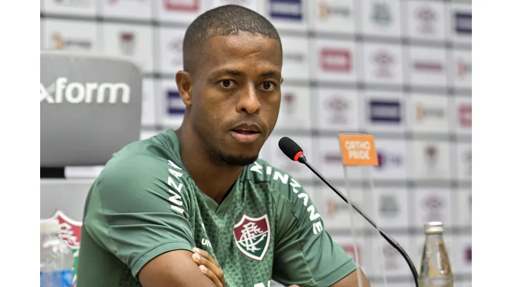 Foto: Thiago Ribeiro/AGIF - Keno está fora do duelo contra o Cruzeiro