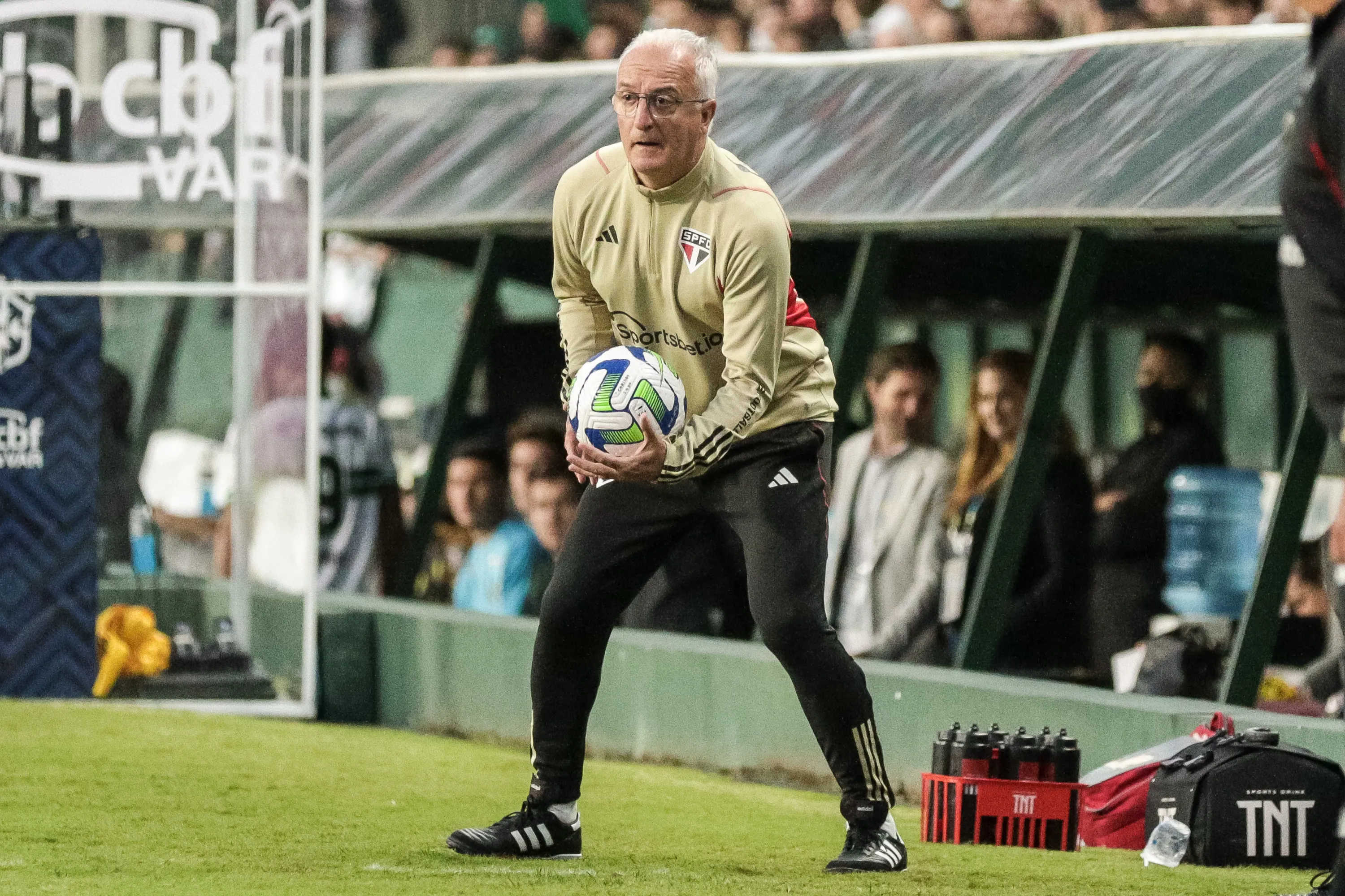 Robson Mafra/AGIF – Dorival Jr.