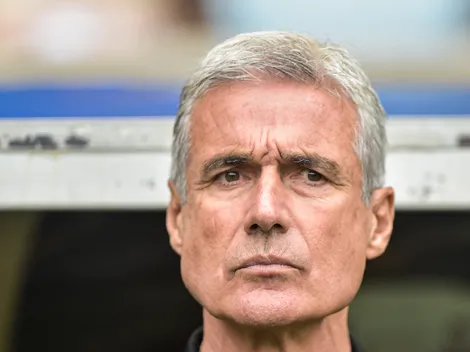 AGORA! Botafogo 'encaminha' renovação com xodó de Castro 