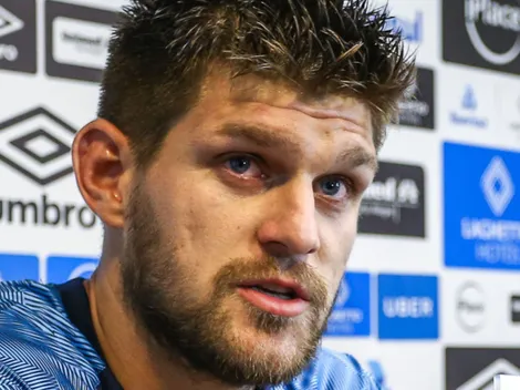 COM MORAL! Kannemann 'rasga elogios' para peça importante de Renato 