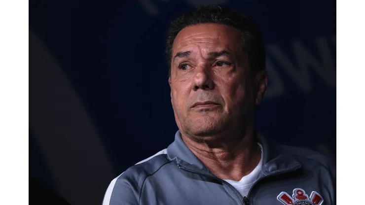 Foto: Ettore Chiereguini/AGIF - Luxemburgo tem problema para confronto contra Bragantino.