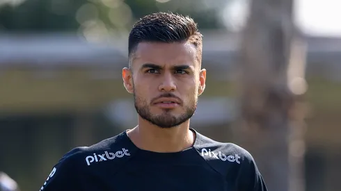 Foto: Marcello Zambrana/AGIF – Situação de Fausto Vera gera preocupação no Corinthians