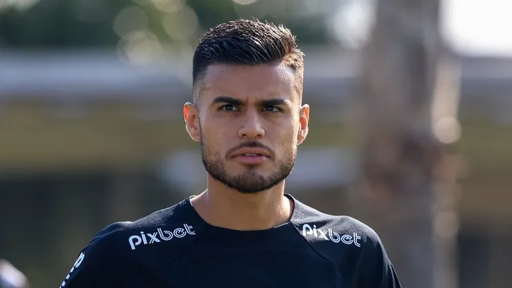 Foto: Marcello Zambrana/AGIF - Situação de Fausto Vera gera preocupação no Corinthians