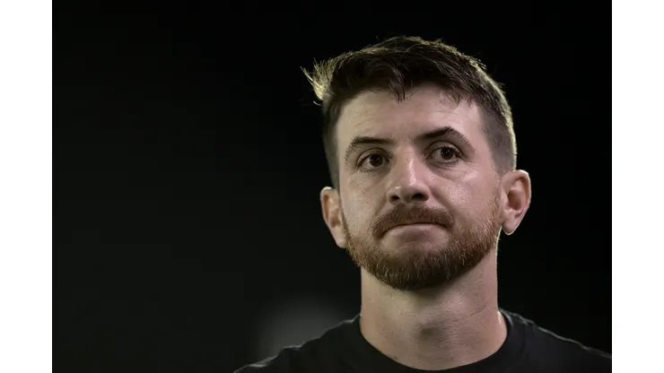 Foto: Jorge Rodrigues/AGIF - Vasco pode ter desfalque diante do Botafogo