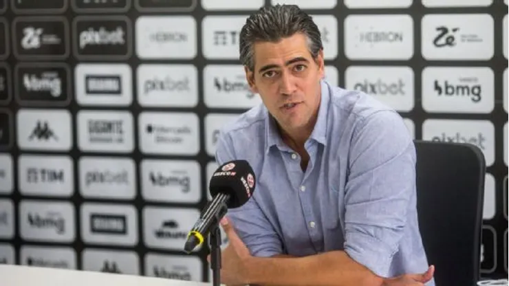 Daniel Ramalho/C.R. Vasco- Paulo Bracks,diretor esportivo do Vasco
