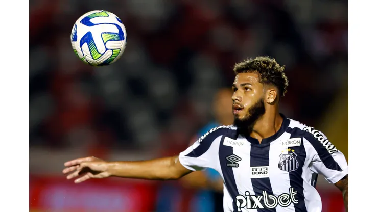 Foto: Thiago Calil/AGIF - Santos tem dívida com o Vasco por Nathan